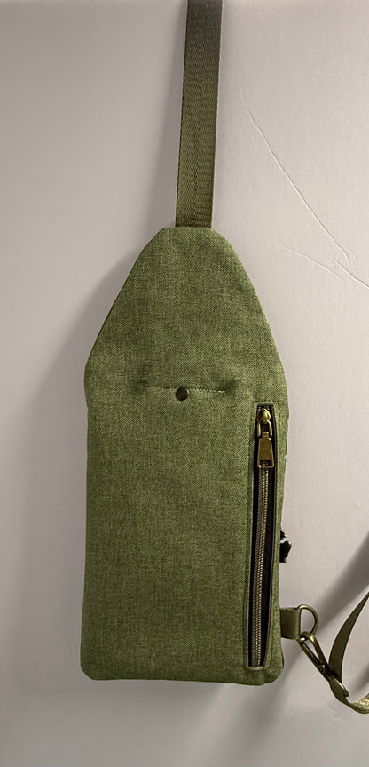 Mini sling bag